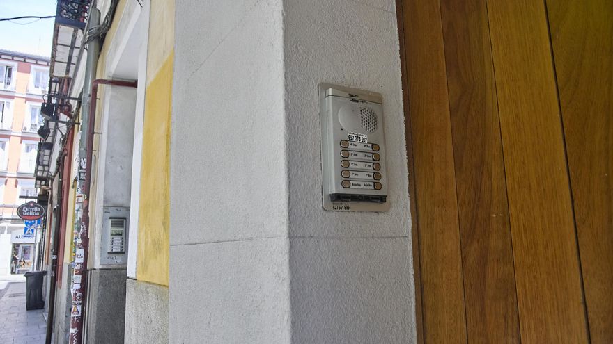 El consejero de Fomento pide “no criminalizar” los pisos turísticos y que el Gobierno de España “ayude” a regularlos