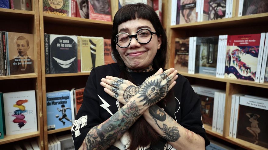 Dahlia de la Cerda, escritora: “Si fuéramos más malas ni los hombres ni otras mujeres abusarían tanto de nosotras”