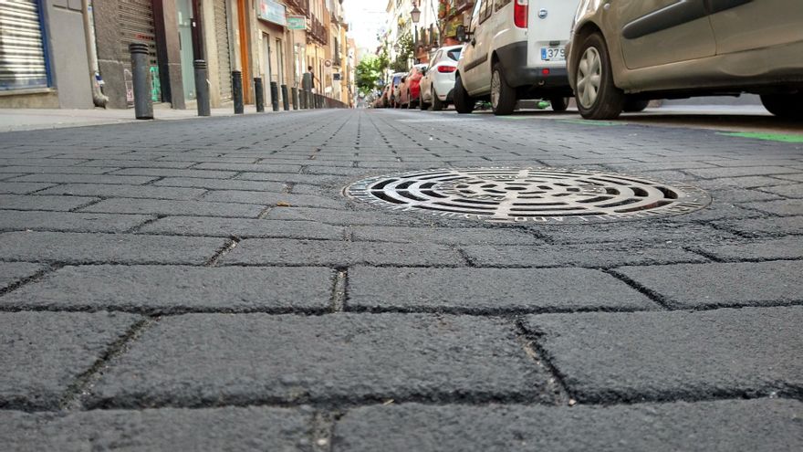 Luna, Ave María y otras 8 calles del centro de Madrid también sustituirán sus adoquines por asfalto impreso