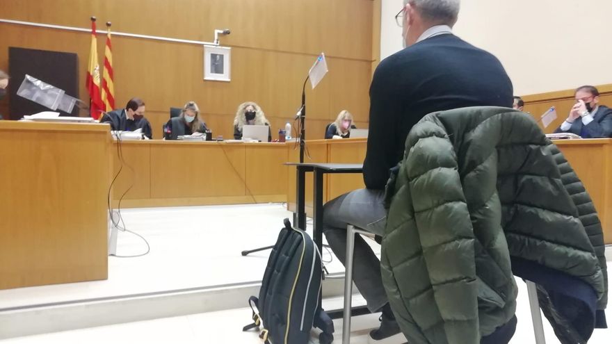 La Fiscalía pide absolver a un mosso pese a mantener que aporreó a un manifestante en la cabeza