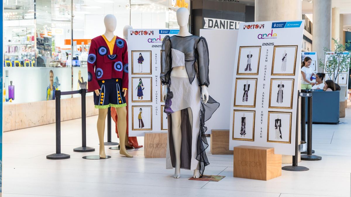 Exposición en Porto Pi.