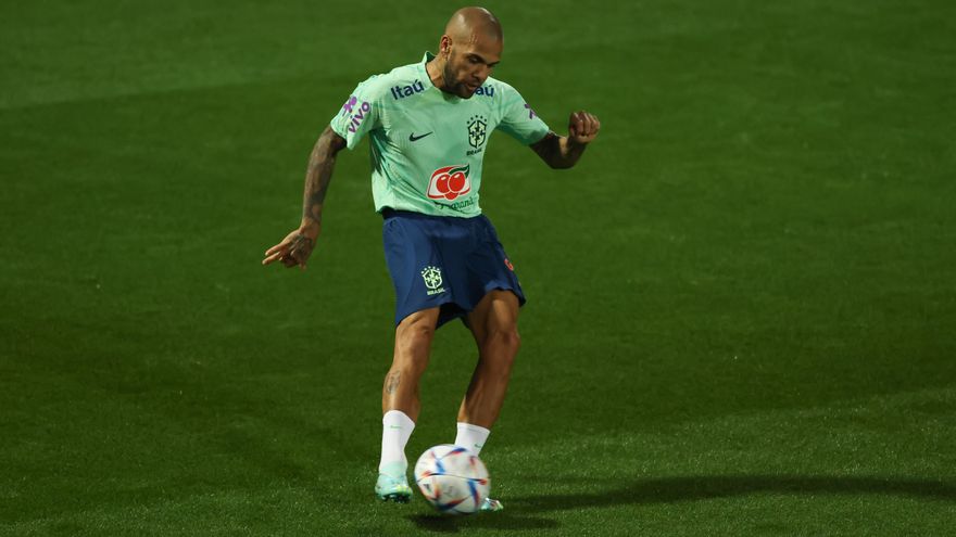 La Audiencia de Barcelona mantiene a Dani Alves en prisión ante los "indicios fundados" de agresión sexual