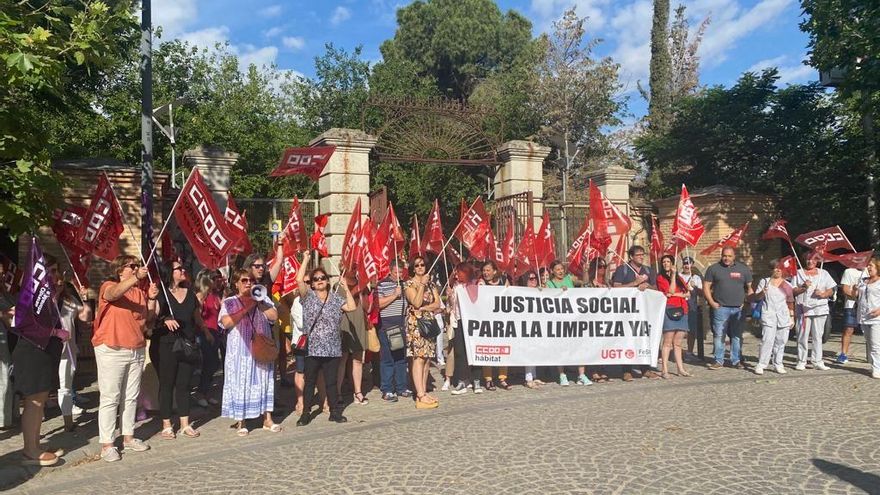 Activan las movilizaciones camino de la huelga general en el sector de la limpieza de cuatro provincias de la región