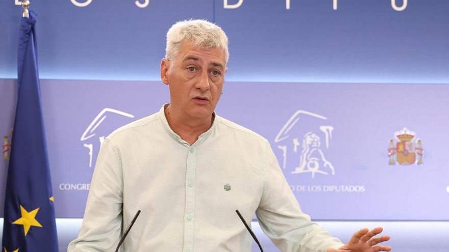 El portavoz adjunto de EH Bildu en el Congreso, Oskar Matute, durante una rueda de prensa en el Congreso de los Diputados, a 24 de septiembre de 2026, en Madrid (España).