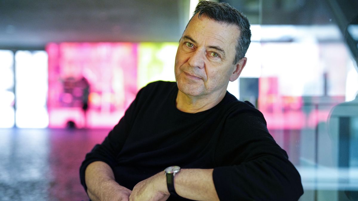 Christian Petzold, cineasta: “Los efectos de los sistemas autoritarios se aprecian en grupos pequeños, como las familias”