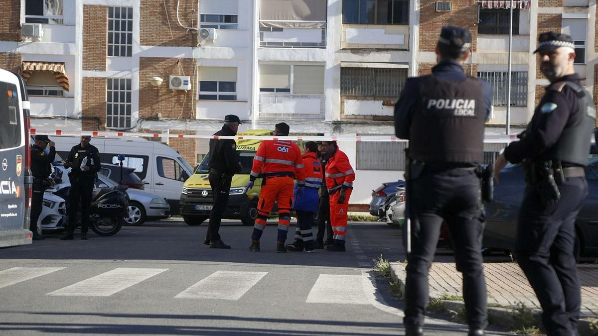 Imagen de los alrededores del edificio donde ocurrió el asesinato el pasado lunes