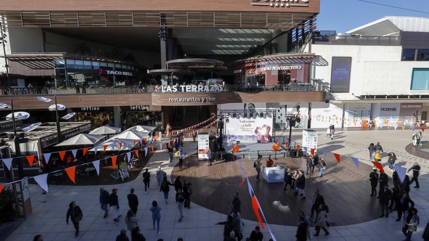 Reabren un centenar de tiendas en el centro comercial Bonaire a los 3 meses de la dana