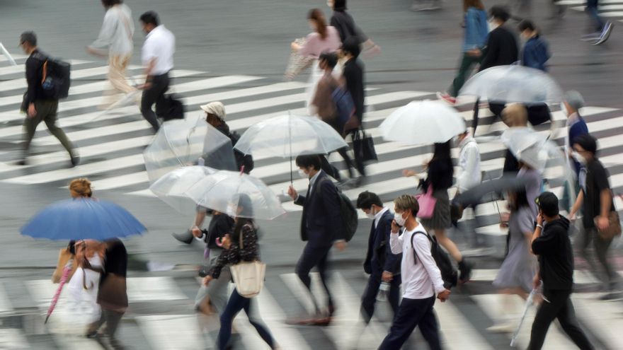 Japón extiende la emergencia sanitaria por covid hasta el 30 de septiembre EFE/EPA/KIMIMASA MAYAMA