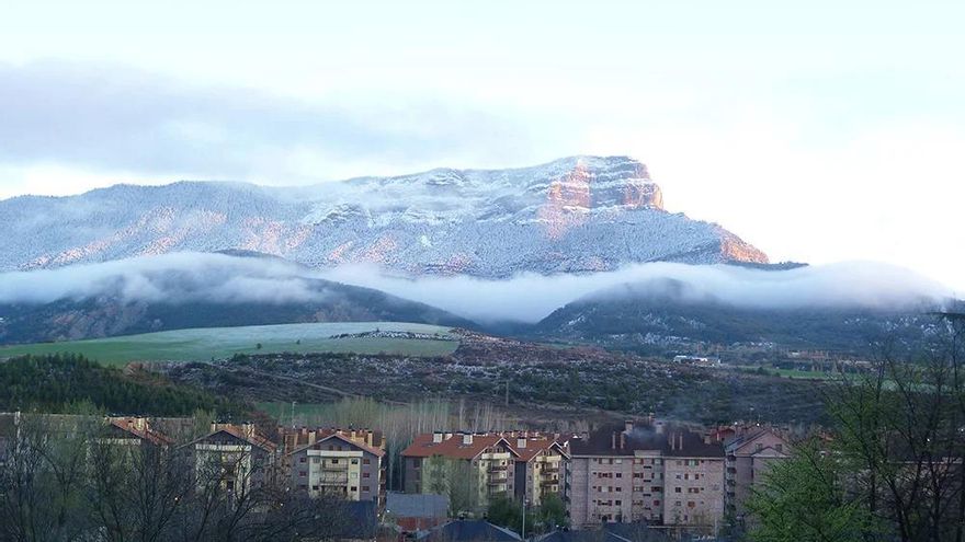 El drama de la vivienda en el Pirineo aragonés: atrapado entre los alquileres disparados y pisos públicos que no llegan