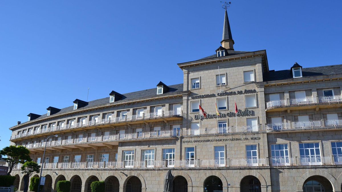 Sumar cuestiona en el Congreso la llegada de una universidad privada católica en Ponferrada
