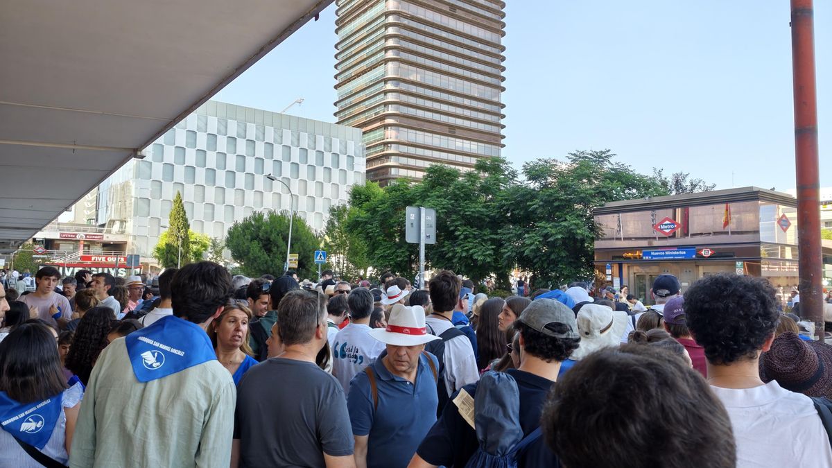 Nervios en las colas para entrar al recinto