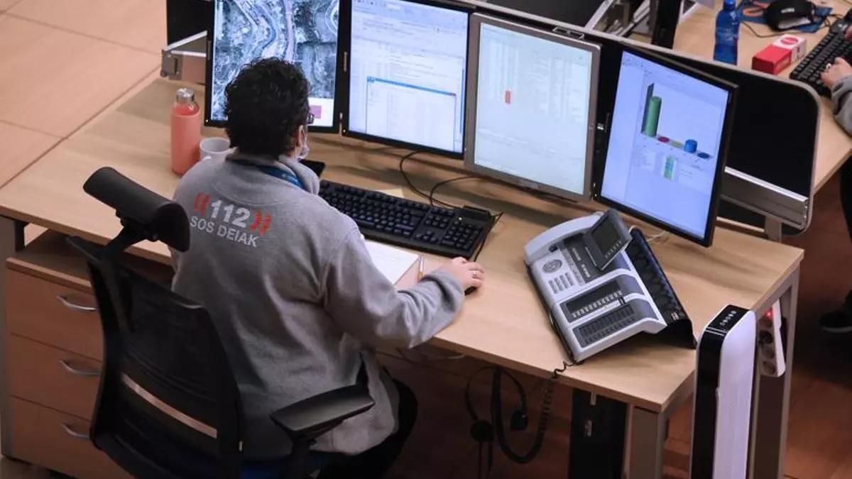 Las 1.636 llamadas de socorro en Bilbao para avisar de un suicidio: “Me voy a matar porque el sistema no funciona”