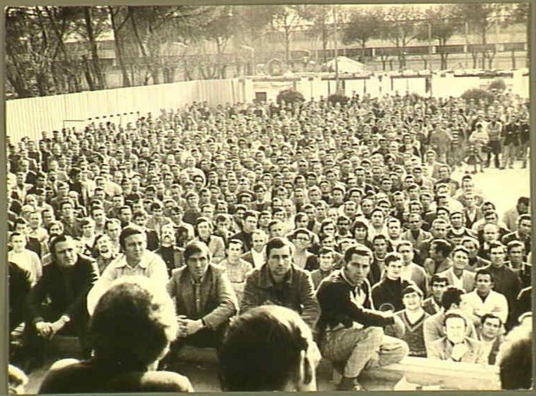 Asamblea en la Pista Florida del Parque O'Donnell