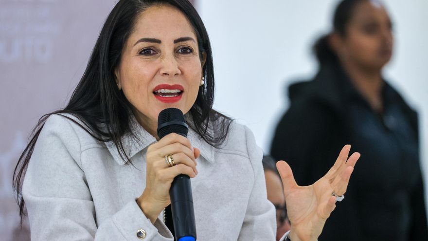 Luisa González afirma que Noboa está "desesperado, ofreciendo el oro y el moro" en Ecuador