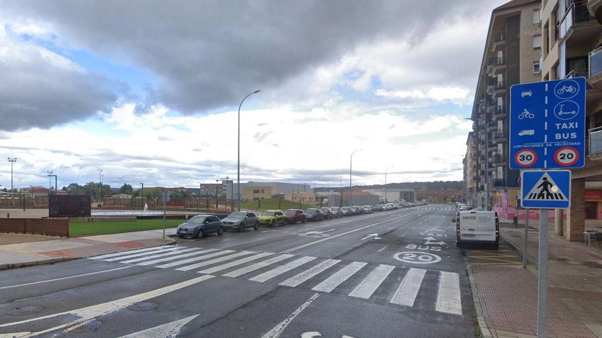 Tres mujeres jóvenes heridas en sendos accidentes de tráfico este miércoles en León y El Bierzo