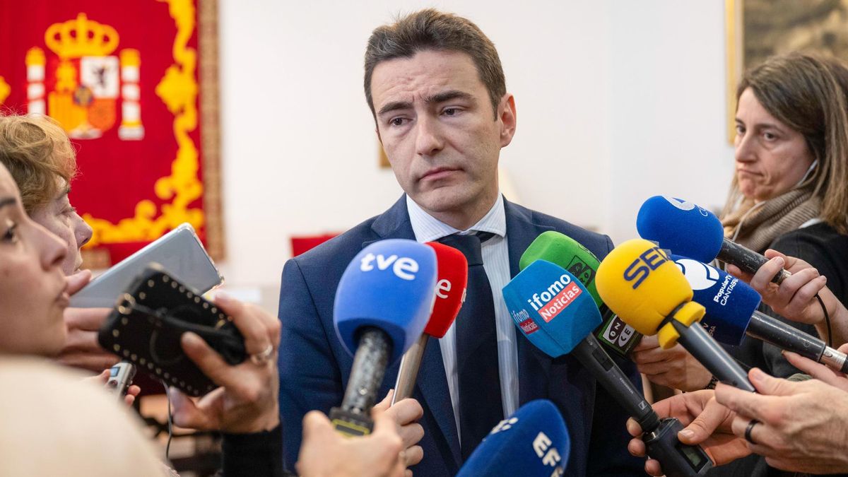 El delegado del Gobierno en Cantabria excusa su ausencia en el dispositivo de emergencia en El Bocal por un "viaje de trabajo" a México