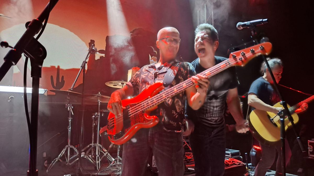 Un momento de la potente actuación de los grancanarios Ron Voodoo del pasado sábado 10 de mayo.