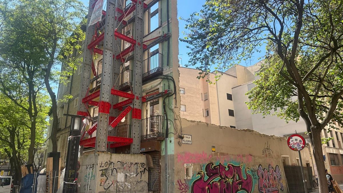 Edificio derruido en La Magdalena