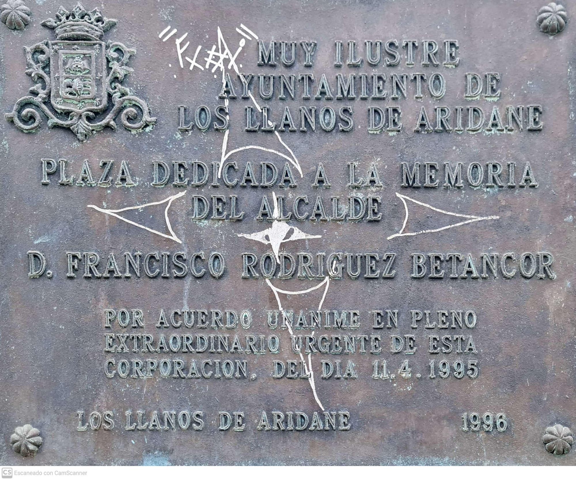 Placa de homenaje a Francisco Rodríguez Betancor en Los Llanos de Aridane.