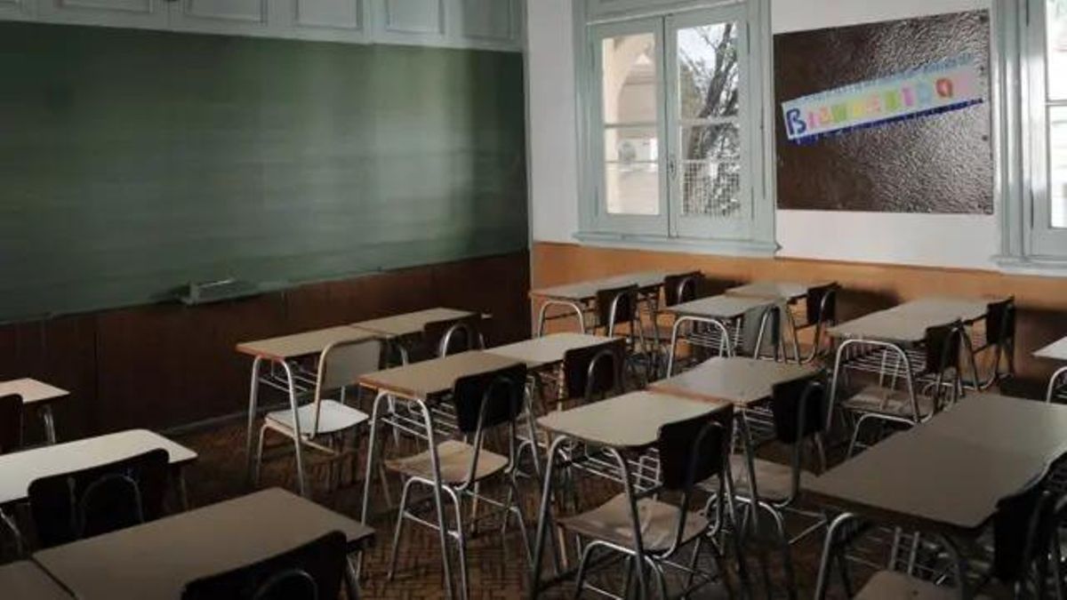 La escuela, escenario de triple tensión entre institución, padres y niño.