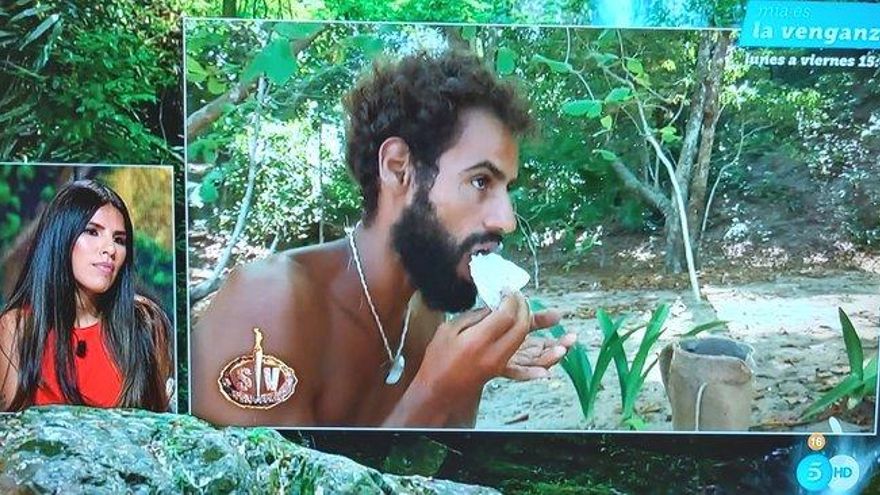 Asraf, en su entrevista con los fantasmas del pasado