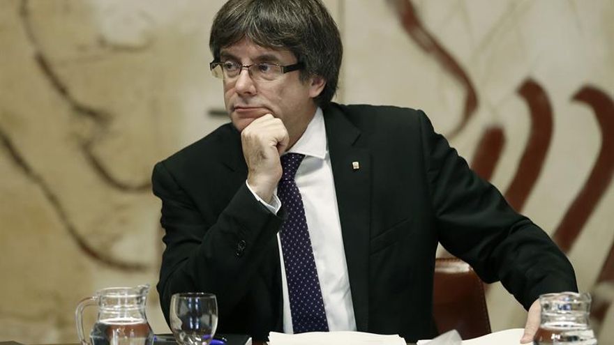 Juristas de Llibertats insta a Puigdemont a que "comparezca ante el Senado"