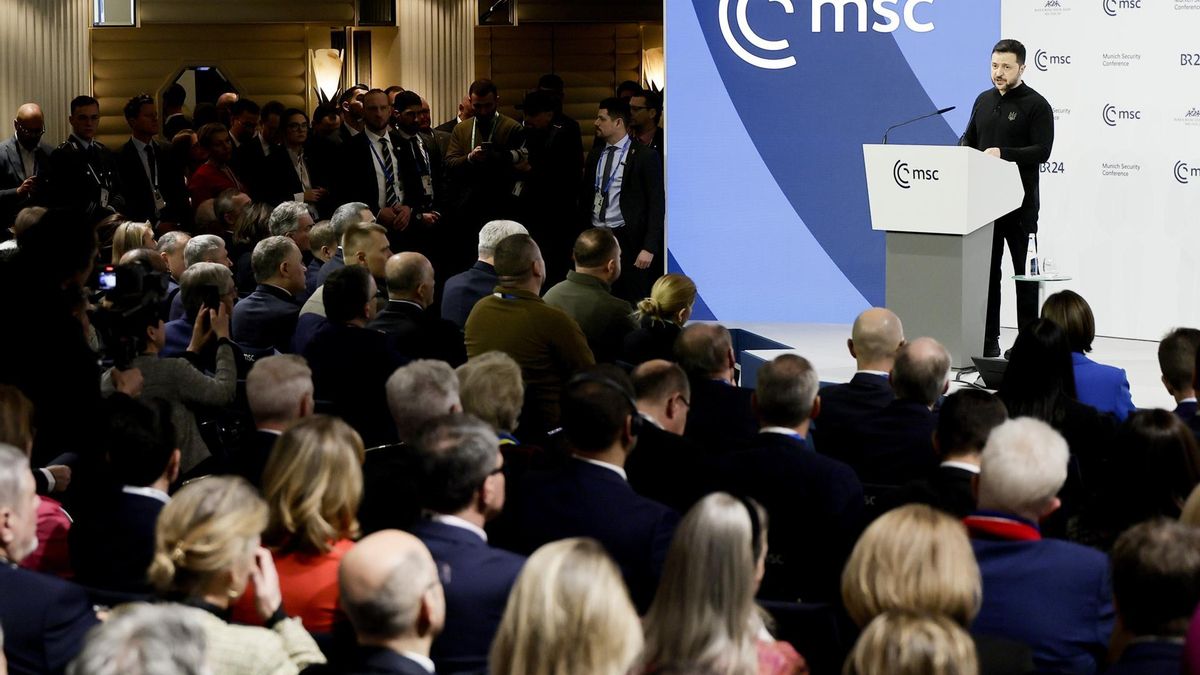 El presidente de Ucrania, Volodímir Zelenski, durante su intervención en la Conferencia de Seguridad de Múnich.