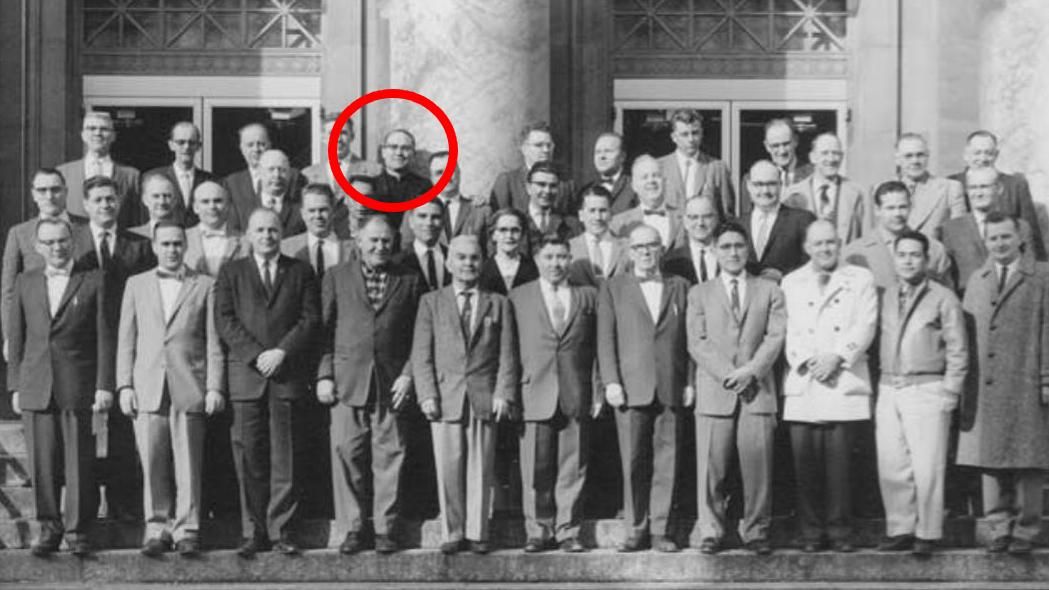 Segundo Llorente como diputado en la Cámara de Representantes de Alaska en 1961