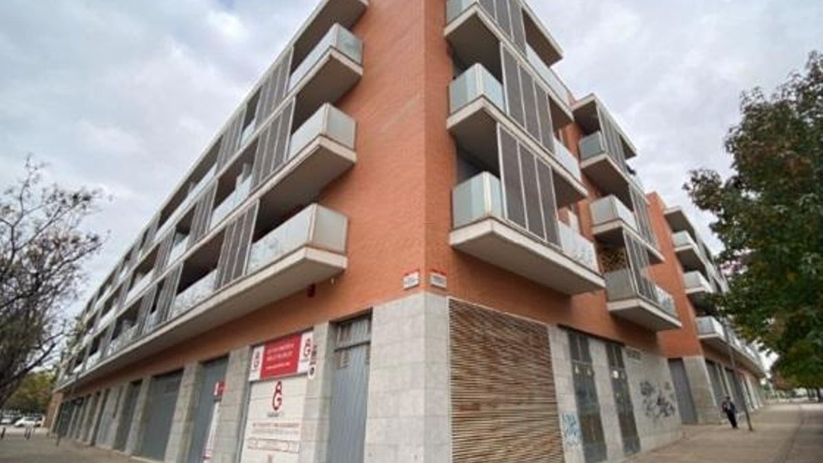 La inmobiliaria de CriteriaCaixa se desprende de sus 4.000 viviendas y la mitad las compra la Generalitat
