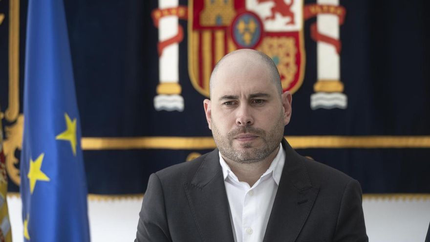 El delegado del Gobierno en Ceuta descarta dimitir y asegura que no conoció el aviso del CNI a su gabinete