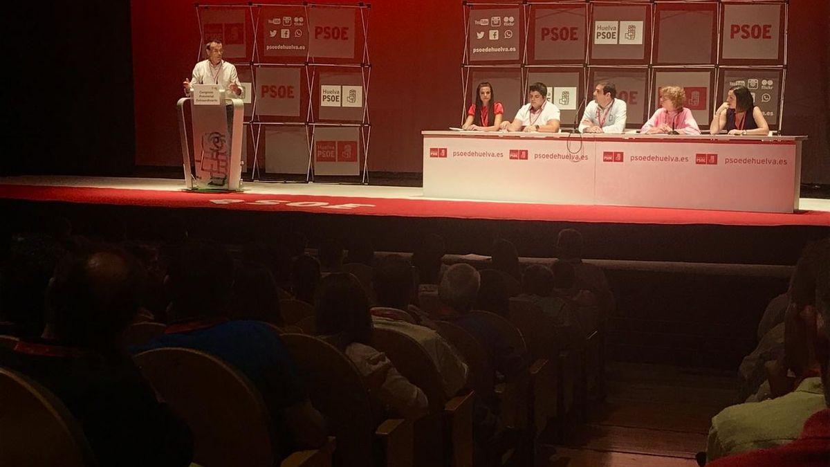 El PSOE de Huelva elige por aclamación a los 33 delegados para el Congreso Regional