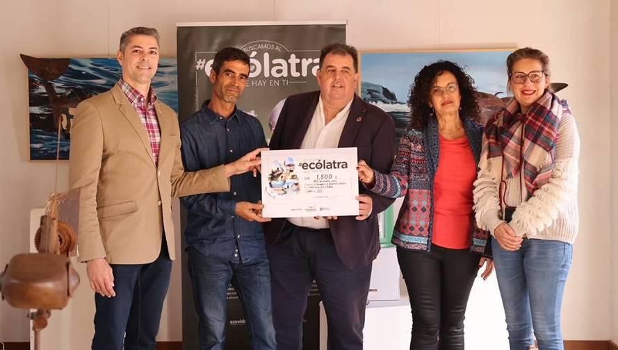 Gustavo Díaz ha recibido este jueves en Tijarafe el cheque de 1.500 euros.