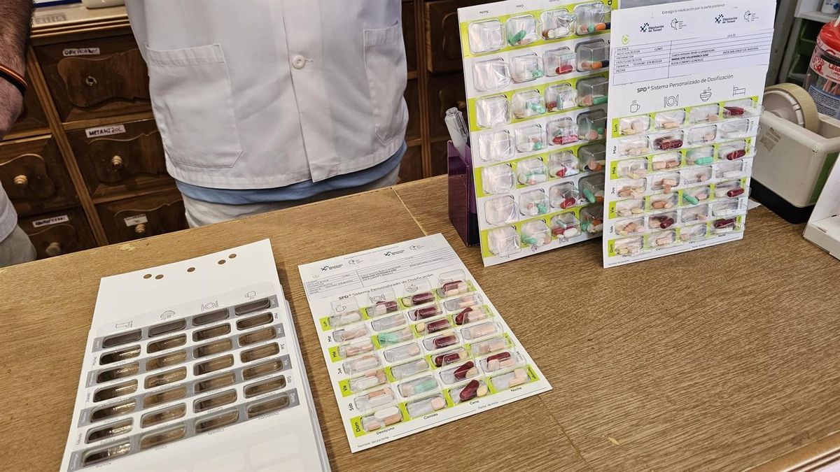 La DPT y los farmacéuticos amplían la dispensación personalizada de medicinas a municipios de hasta 700 habitantes