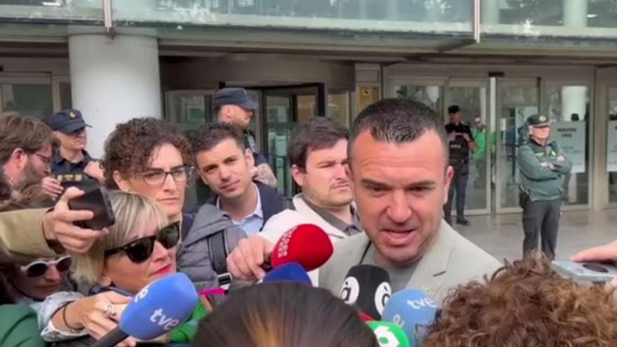 Vicente Mompó a la entrada de la Ciudad de la Justicia para declarar en el caso de la DANA