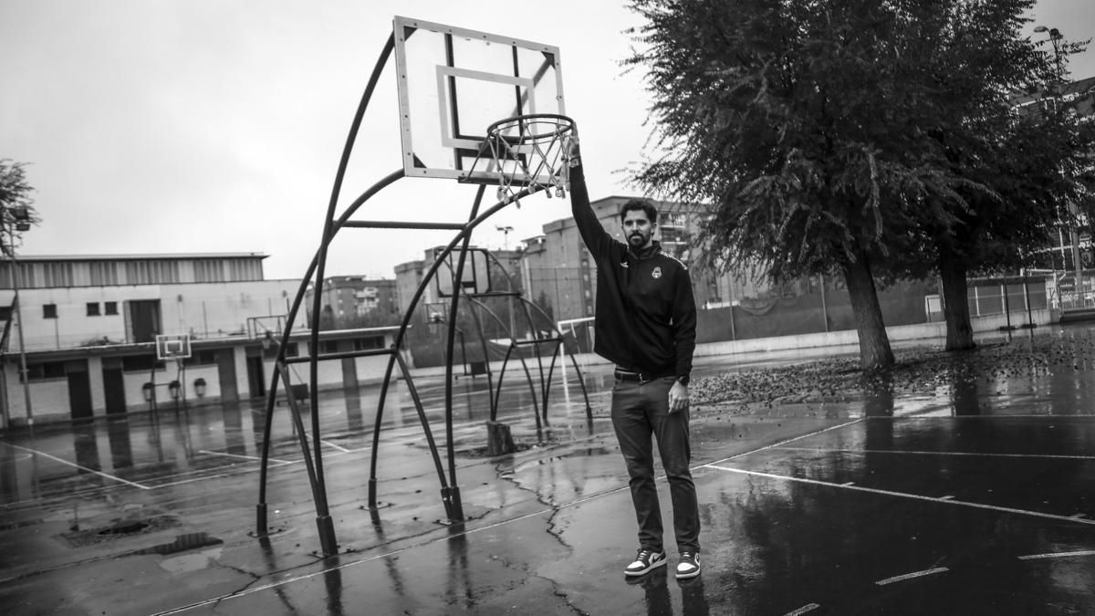 Entrevista N&B a Rafael Blanco, Fisio del Casademont Zaragoza U22