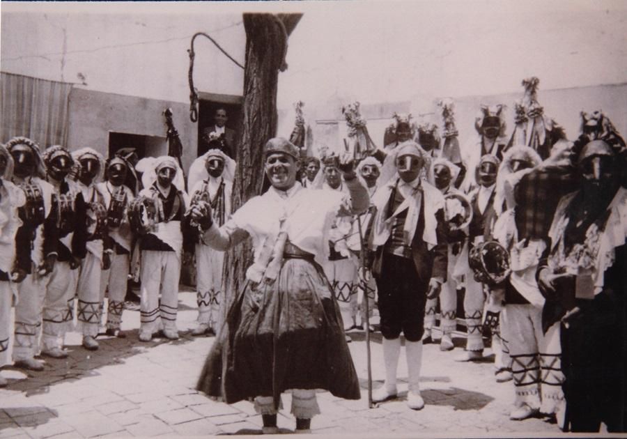Fotografía de Pecados y Danzantes de Camuñas durante el siglo XX