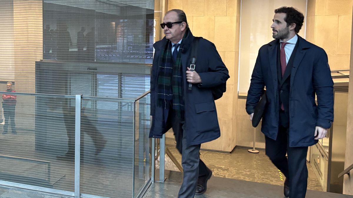 El exdirectivo de Acciona imputado por el 'caso Cerdán' se niega a dar explicaciones en la comisión navarra