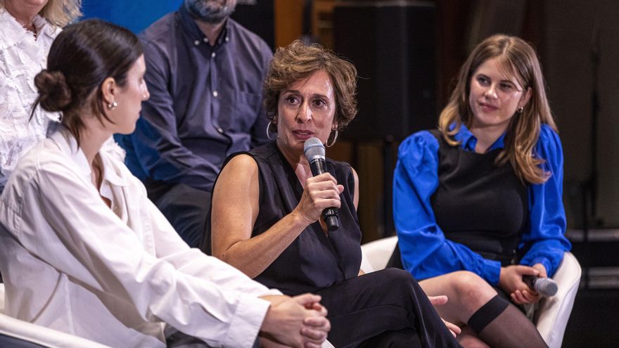 Elena Martín, Clara Segura y Elisabet Casanovas