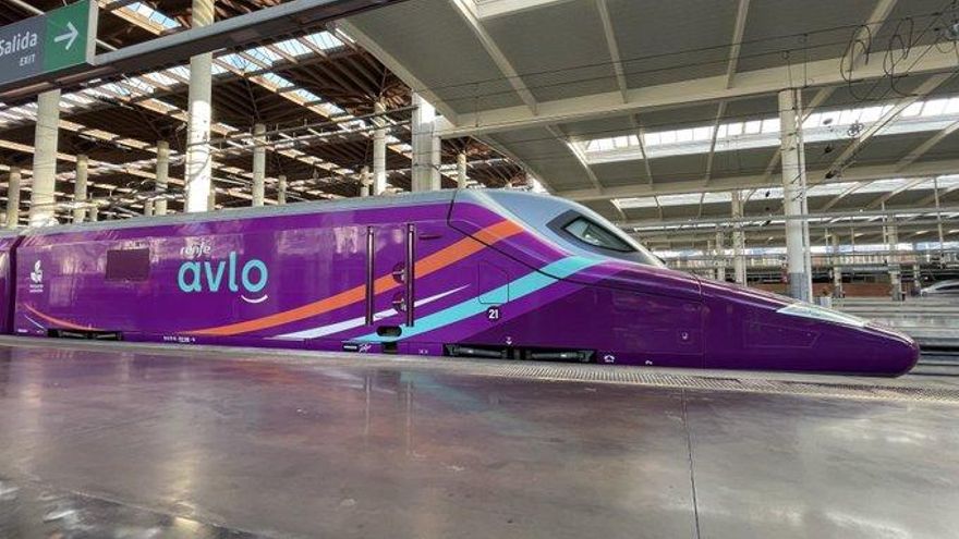 Renfe estrena su línea 'low cost' de Madrid a Alicante vendiendo billetes a 7 euros