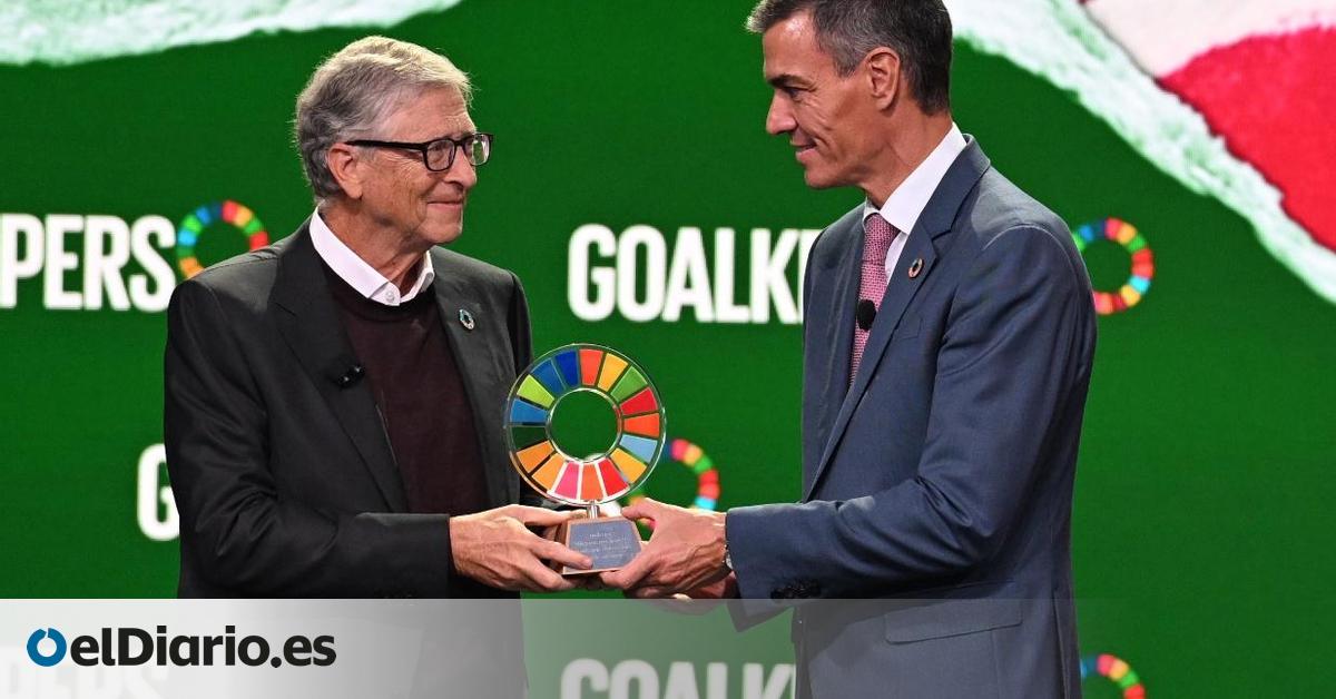 Bill Gates, al entregar un premio de su fundación a Pedro Sánchez: “España se ha convertido en uno de los países más comprometidos del mundo”
