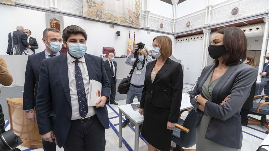 La moción de censura fracasa en la Región de Murcia gracias a los votos de los tránsfugas de Ciudadanos