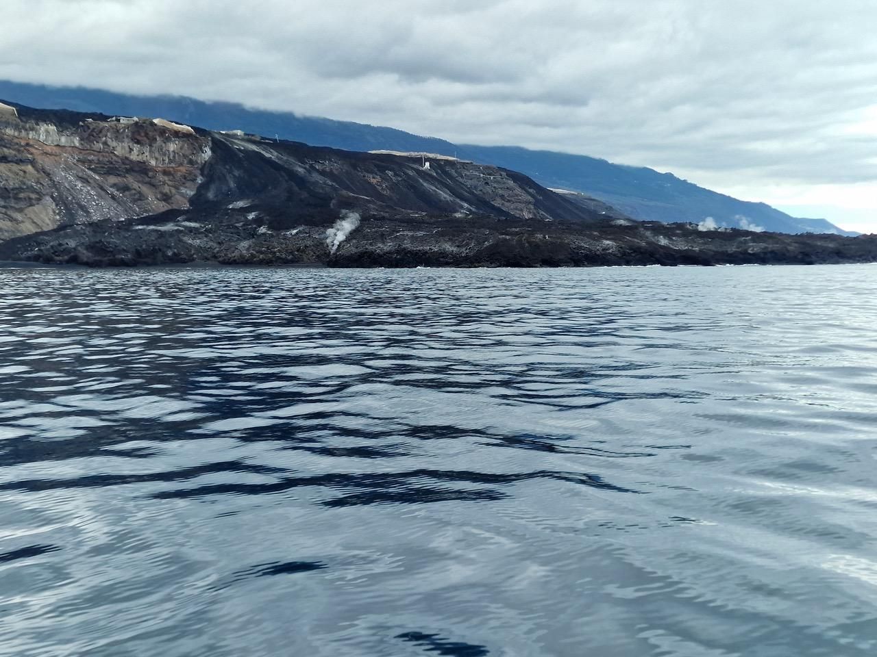Extensión de la colada sur del volcán Tajogaite en La Palma. Foto: NÉSTOR E. BOSCH
