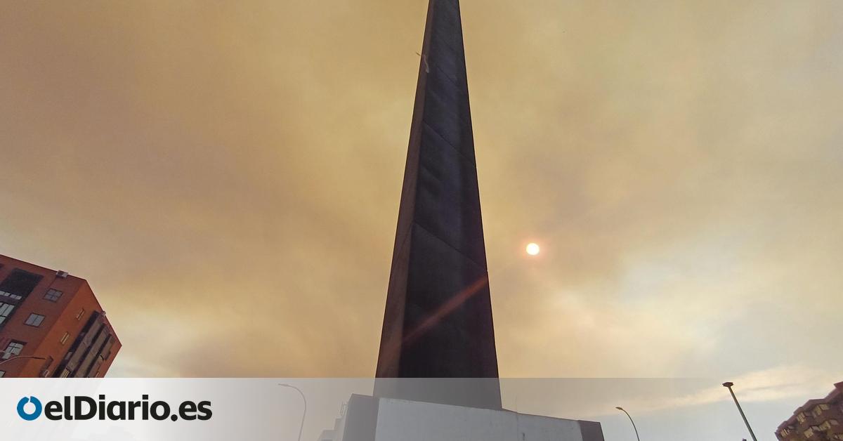 Humo y lluvia de ceniza sobre Madrid por un incendio forestal en Toledo