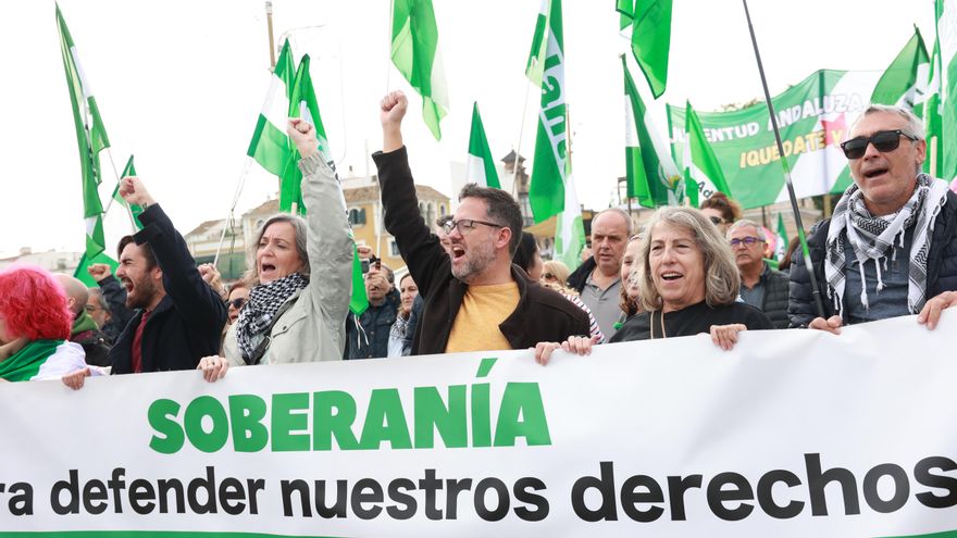 La pirueta política de Adelante Andalucía: captar el voto desmovilizado del PSOE sin restar apoyos a las otras izquierdas