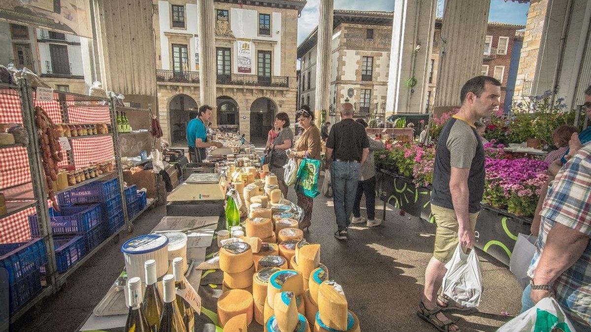 El mercado de Ordizia, en Gipuzkoa, se celebra todos los miércoles desde 1512.