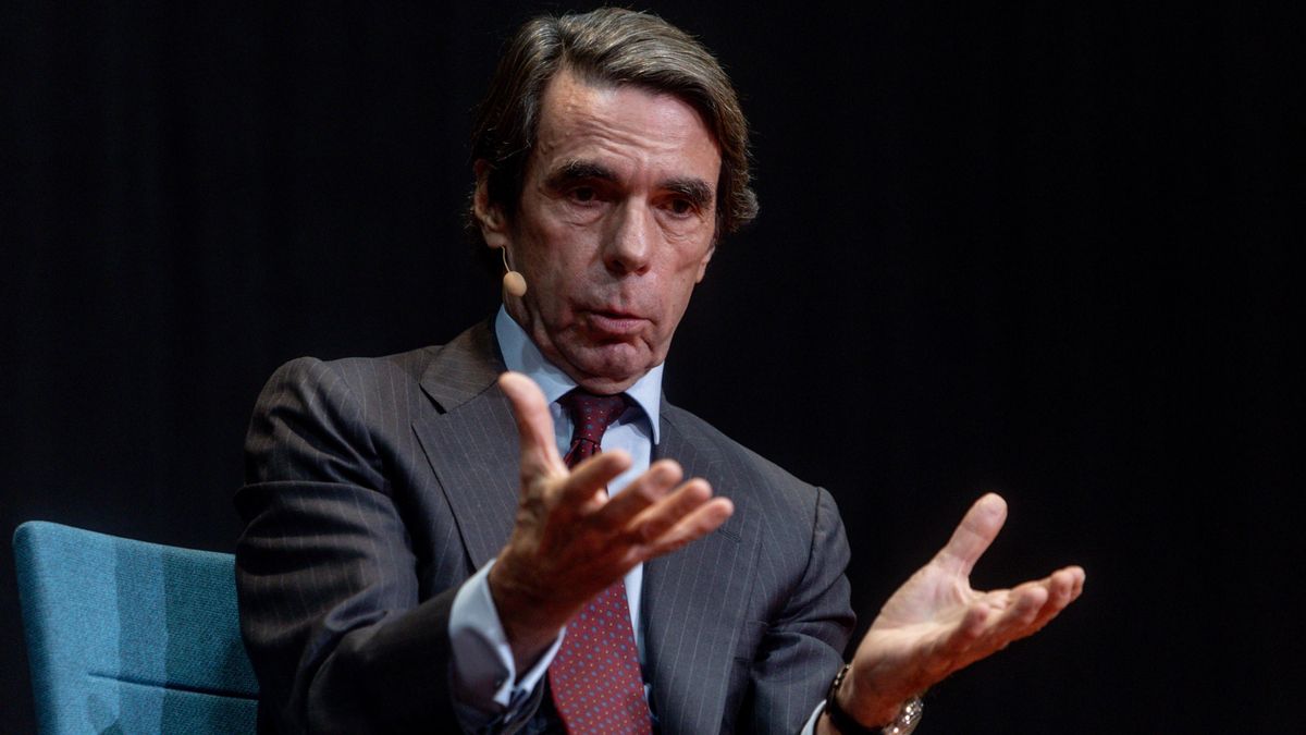Archivo - El expresidente del Gobierno José María Aznar participa en el Aula de liderazgo del Instituto Atlántico de Gobierno (IADG) y la Universidad Francisco de Vitoria(UFV). En Madrid, a 11 de noviembre de 2024.