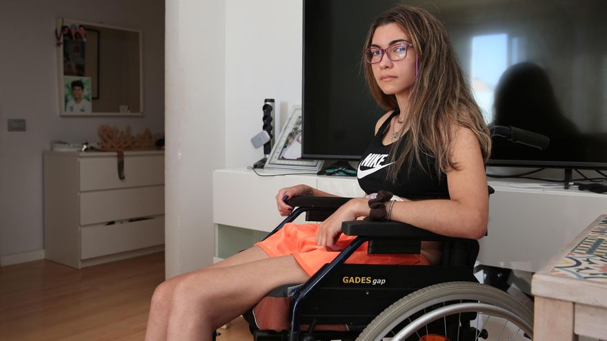 Carolina, actualmente en silla de ruedas (CEDIDAS POR LA FAMILIA)