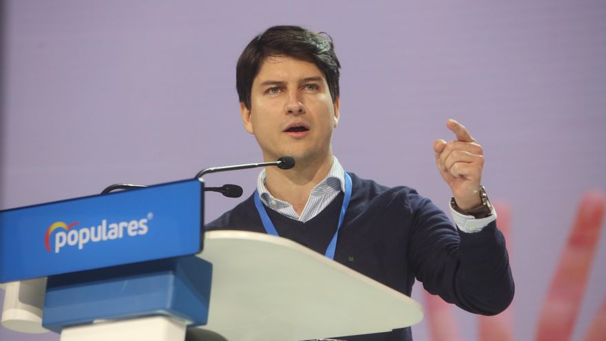 El presidente de Nuevas Generaciones del PP, Diego Gago, interviene durante la tercera jornada de la Convención Nacional del PP "España en libertad"