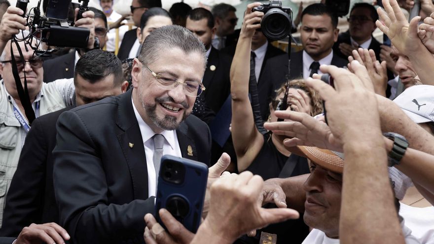 Chaves critica a los poderes del Estado y aboga por un cambio de sistema en Costa Rica