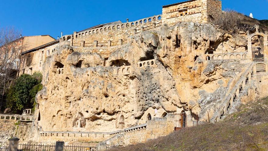 Cívica, el pequeño enclave español que parece la Capadocia turca